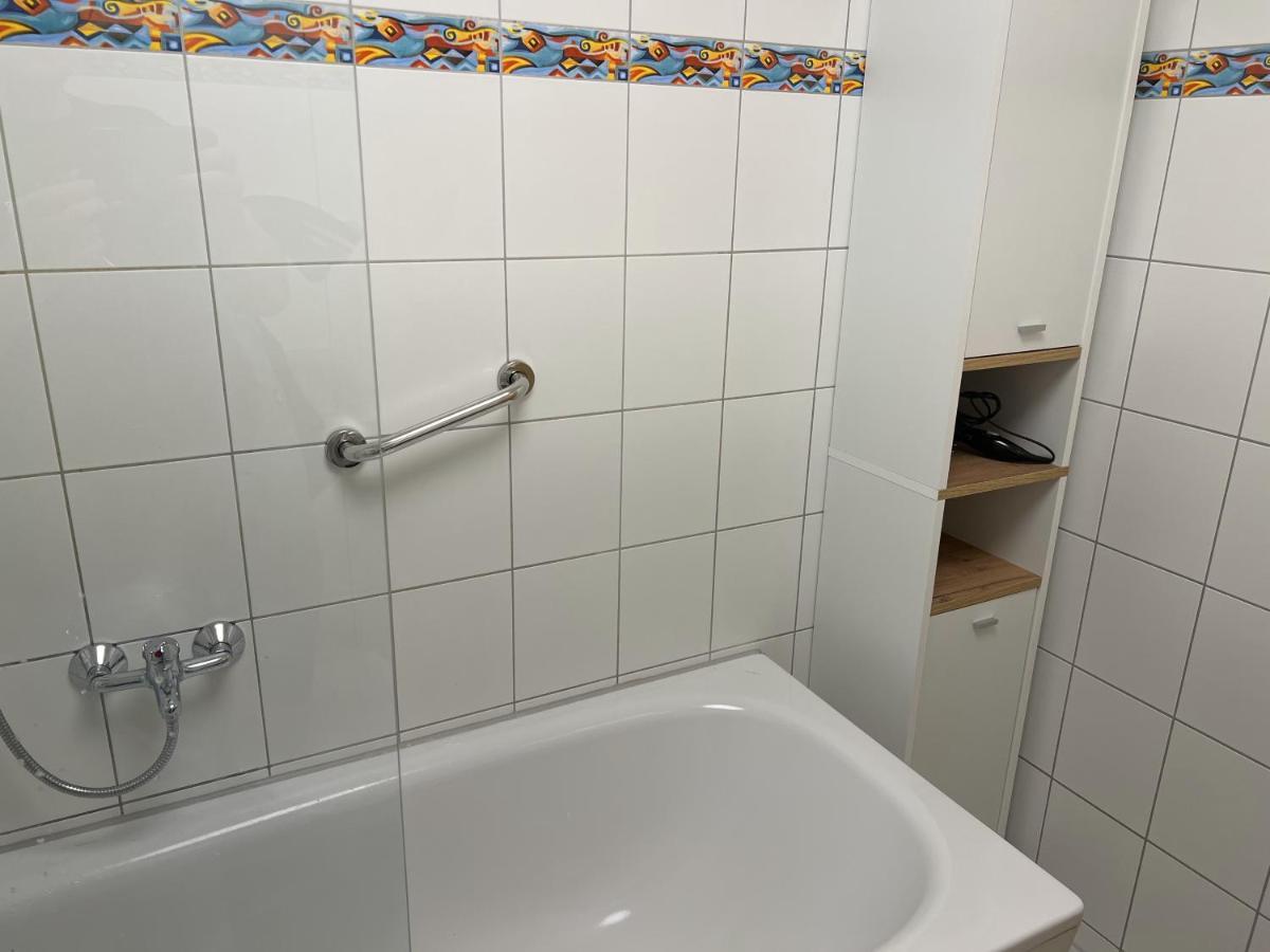 Jena City Apartment, Balkon, Sonnig, Wifi, Parkplaetze, Naehe Zentrum Dış mekan fotoğraf
